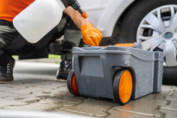 Best Portable bathroom rental  in Kaukauna, WI